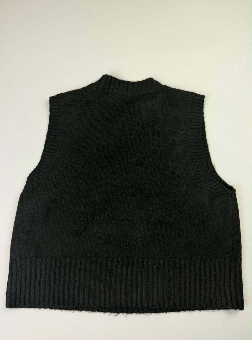 Commense Crew Neck Strawberry Knit Sweater Vest - Picture 2 of 10